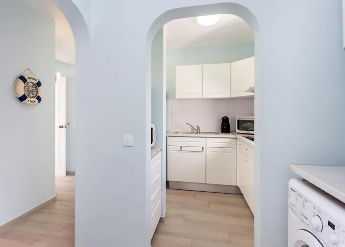 Daire Mariners - Bright And Stylish *